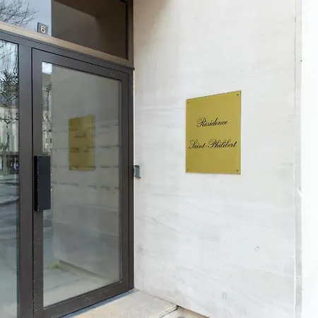 Suite Montrachet 4 Personnes Vue Cathedrale 1 Place De Parking Dijon Exterior foto