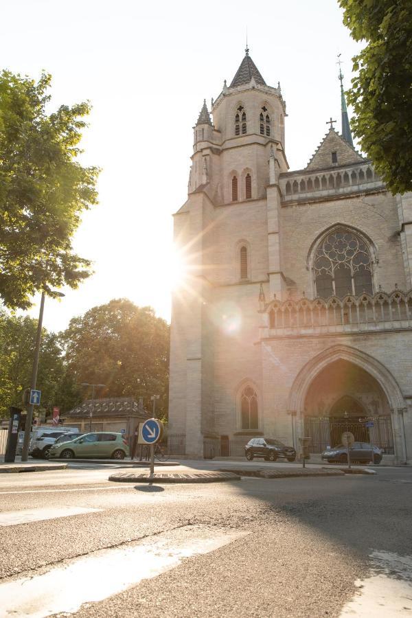 Apartment Montrachet 4 Personnes Vue Cathedrale 1 Place De Parking Dijon